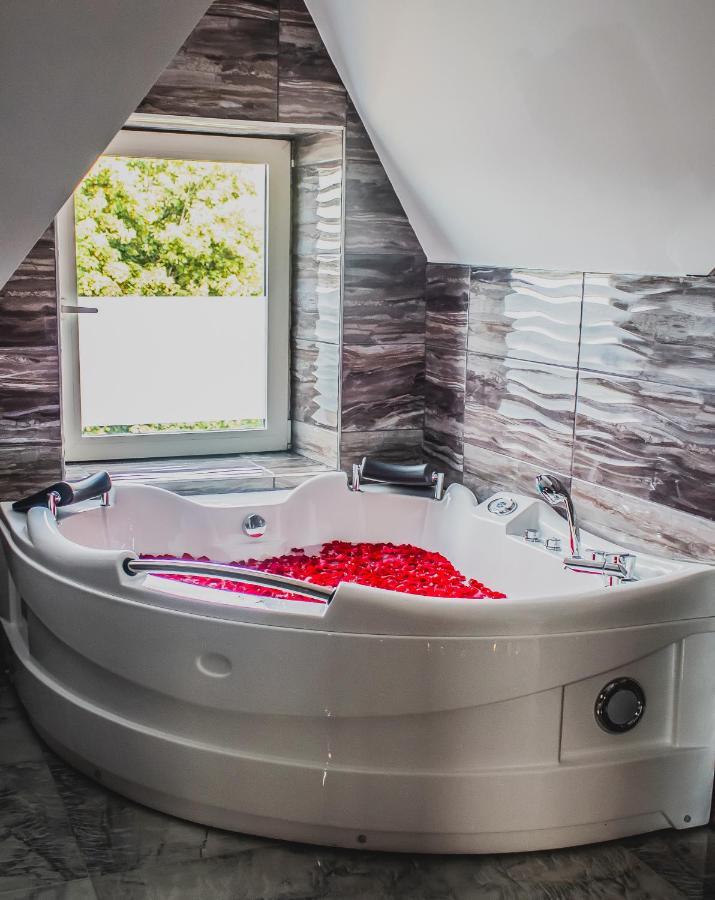 Hotel Riad Liege Ngoại thất bức ảnh