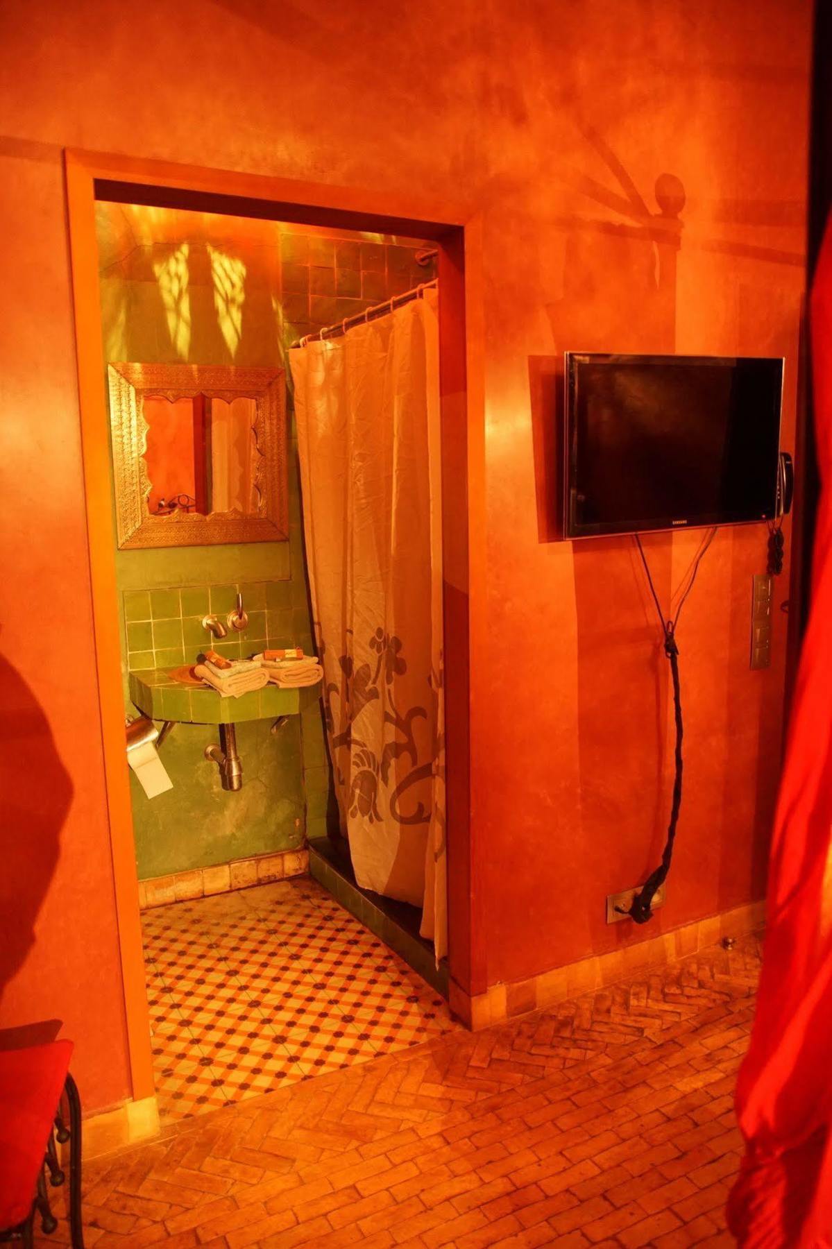 Hotel Riad Liege Ngoại thất bức ảnh